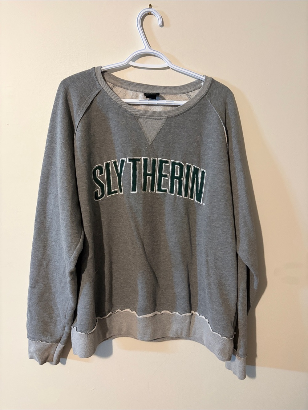 Gray Slytherin Crewneck Sweatshirt - Women's Relaxed Fit
